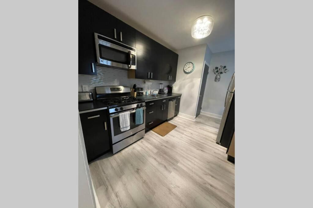 Vila Industrial Brick Townhouse In Downtown Lancaster Exteriér fotografie